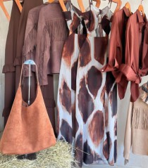VESTIDO LONGO BABADOS - Arthmanha